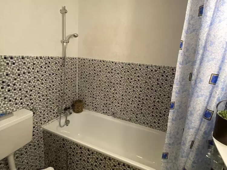 Отель Lodge Inn