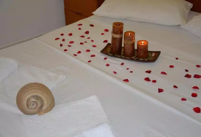 호텔 Poseidon Studios