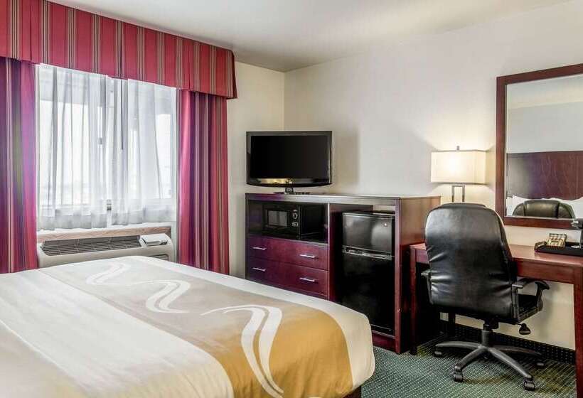 فندق Quality Inn Belgrade  Bozeman Yellowstone Airport