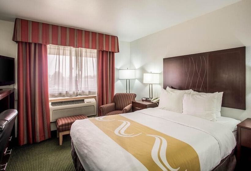 فندق Quality Inn Belgrade  Bozeman Yellowstone Airport