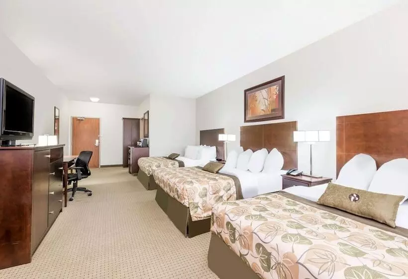 호텔 Ramada By Wyndham Olds