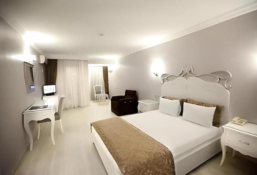 בית מלון כפרי Sentinus Beach