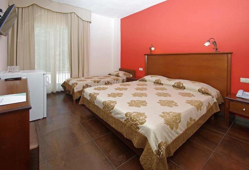 בית מלון כפרי Sun Beach