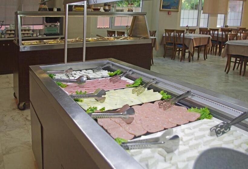 בית מלון כפרי Sun Beach