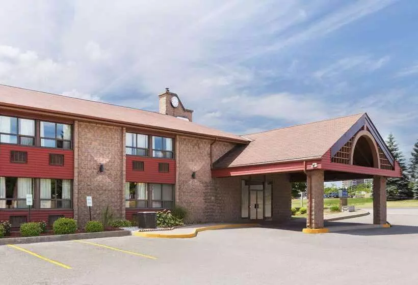 酒店 Travelodge By Wyndham Barrie