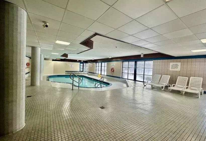 酒店 Travelodge By Wyndham Barrie