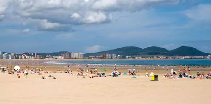 ペンション Hostal Rosi