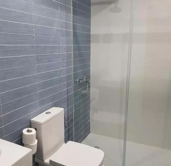 ペンション Hostal Rosi