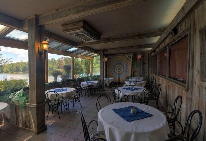 Lake Tiak O Khata Resort