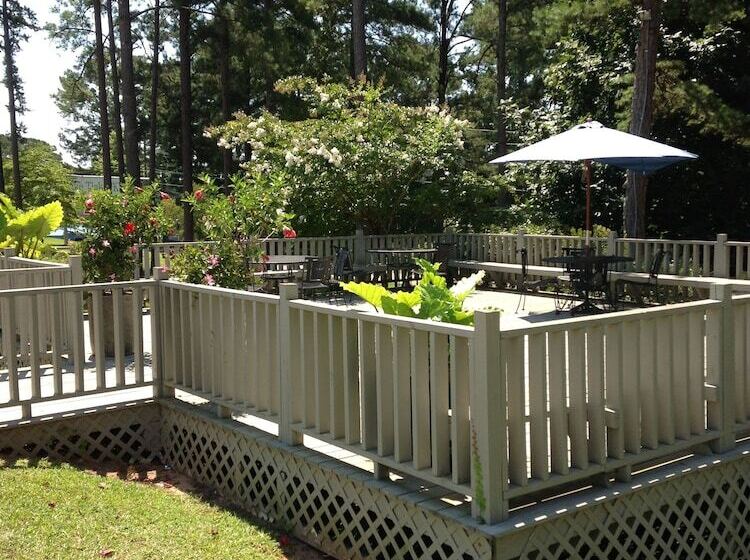 Lake Tiak O Khata Resort