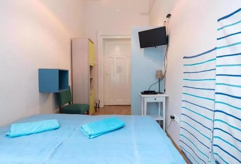 Gästgiveri Downtown Oasis Private Rooms