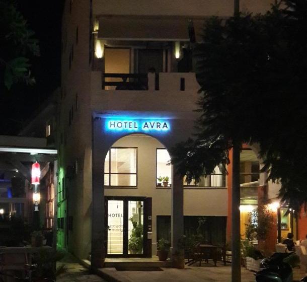 ホテル Avra