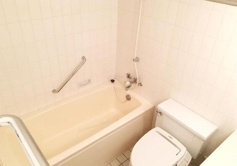 בית מלון כפרי Hiroshima Airport