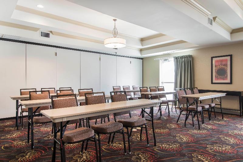 Holiday Inn Express Hotel & Suites Cullman By Ihg