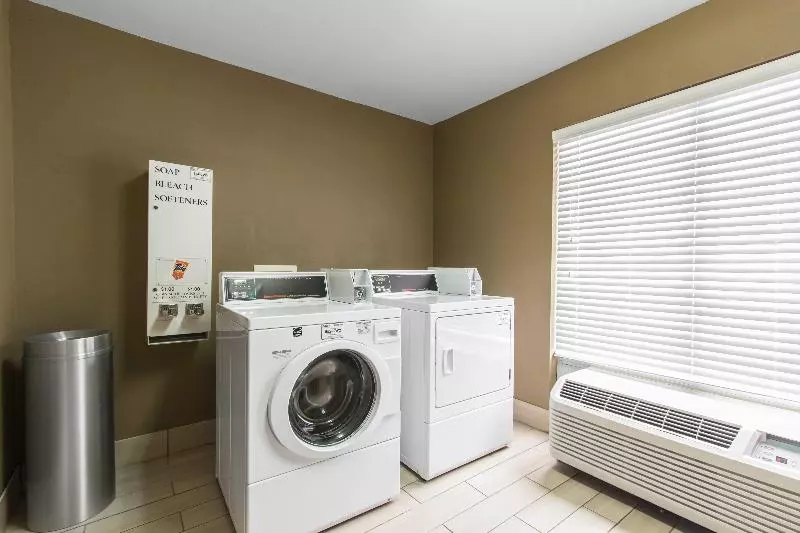 Holiday Inn Express Hotel & Suites Cullman By Ihg