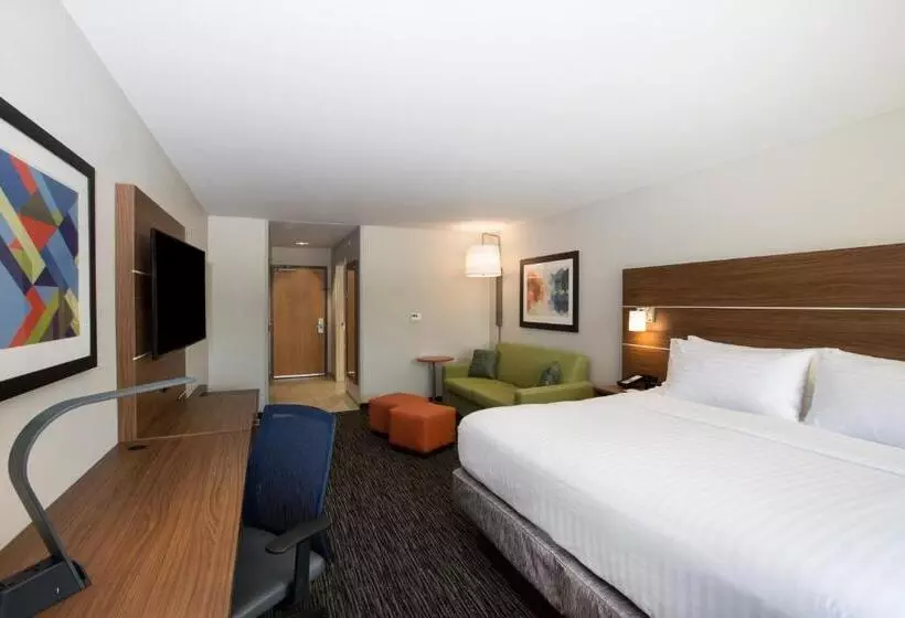 فندق Holiday Inn Express Hastings, An Ihg