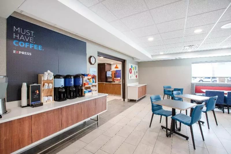 فندق Holiday Inn Express Hastings, An Ihg