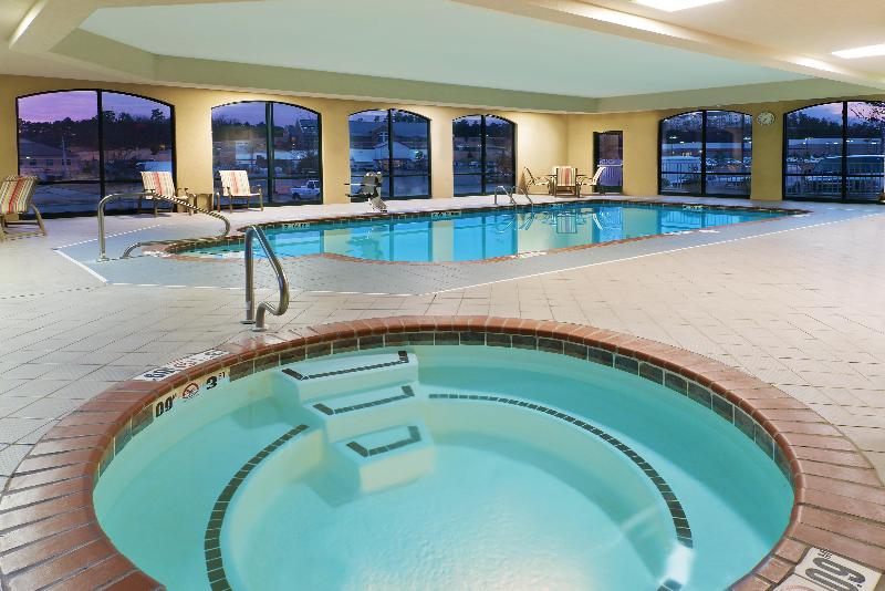 Отель Holiday Inn Express Suites Little Rock West, An Ihg