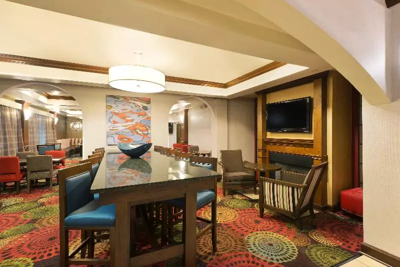 호텔 Holiday Inn Express Suites Little Rock West, An Ihg