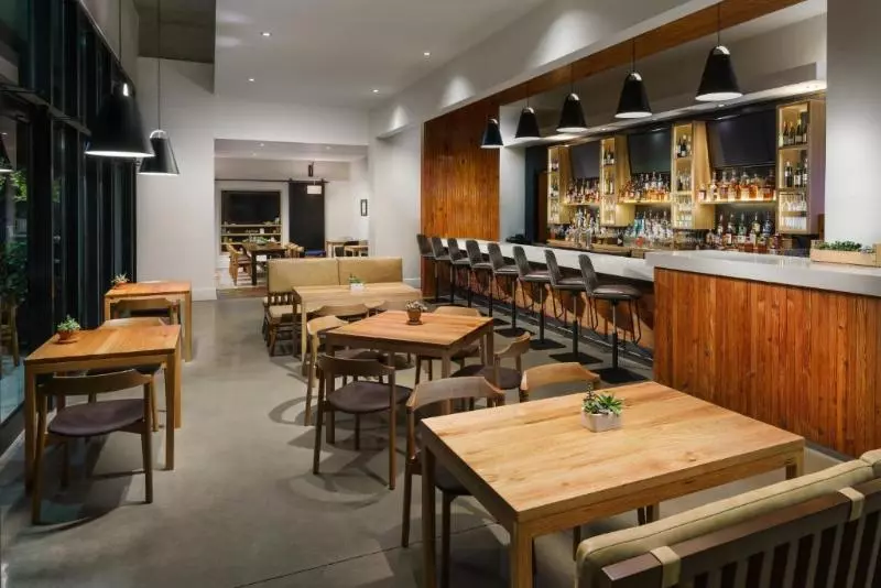 ホテル Indigo Athens University Area, An Ihg