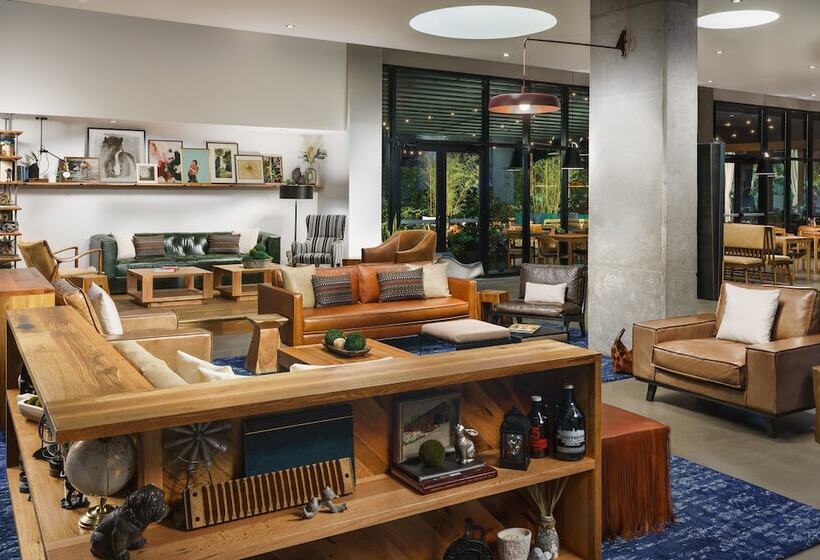 ホテル Indigo Athens   University Area, An Ihg