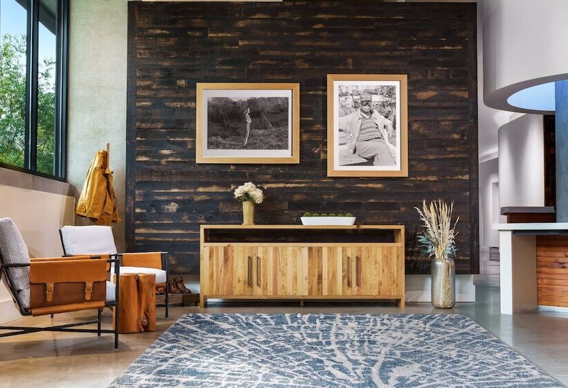 ホテル Indigo Athens   University Area, An Ihg