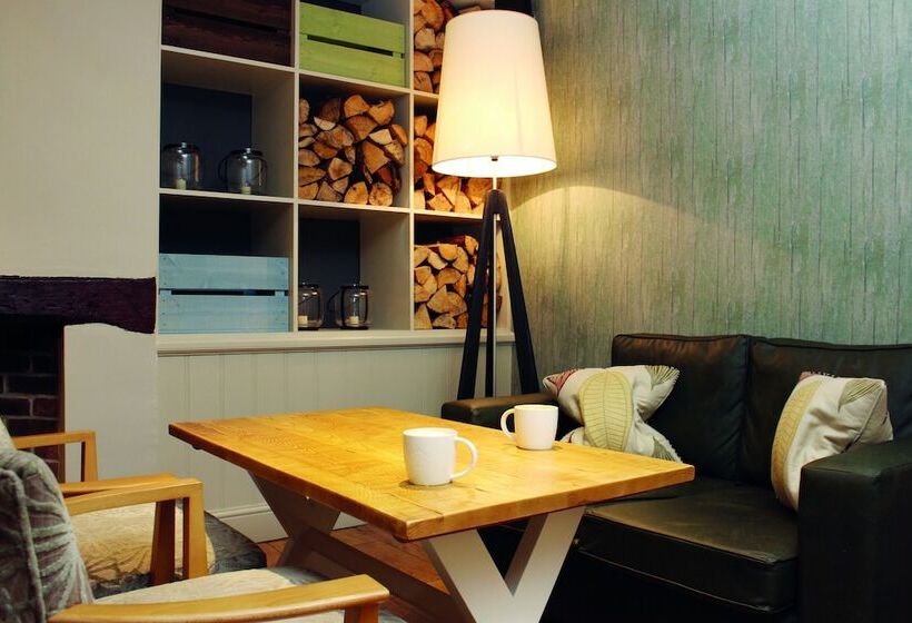 فندق Lodge At Bristol