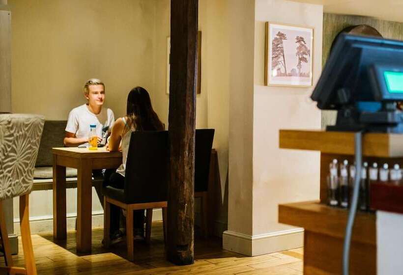 فندق Lodge At Bristol