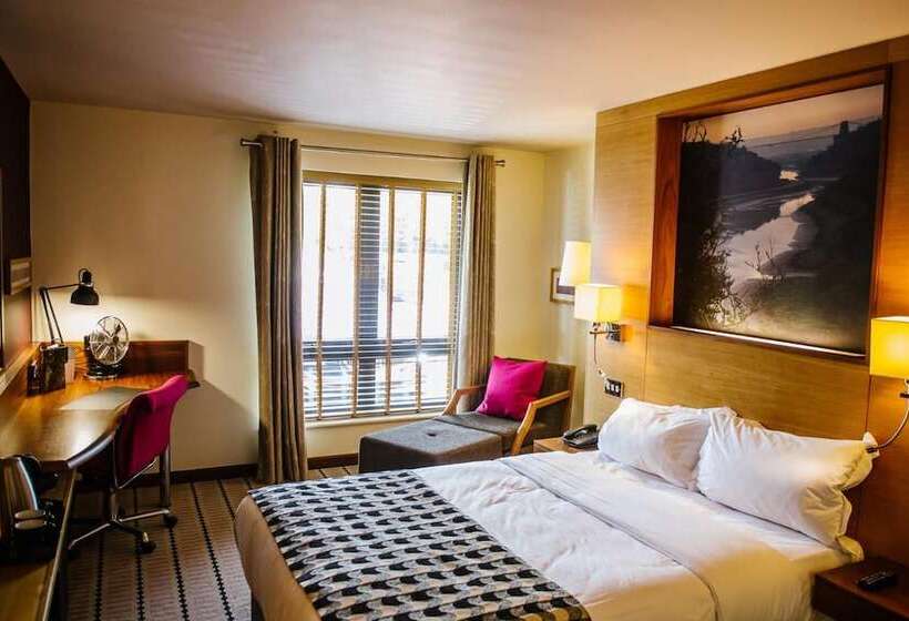 فندق Lodge At Bristol