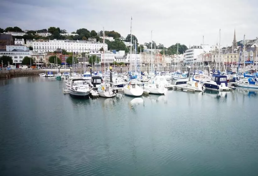 Отель The Trouville