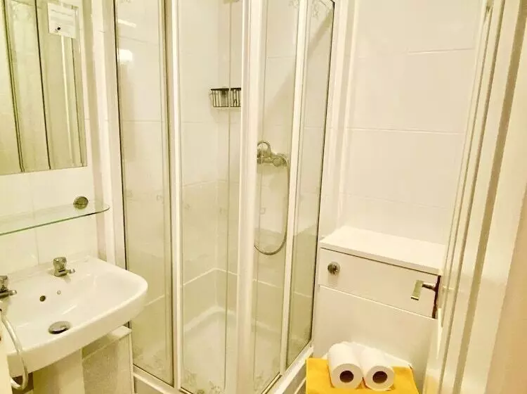 Отель The Trouville