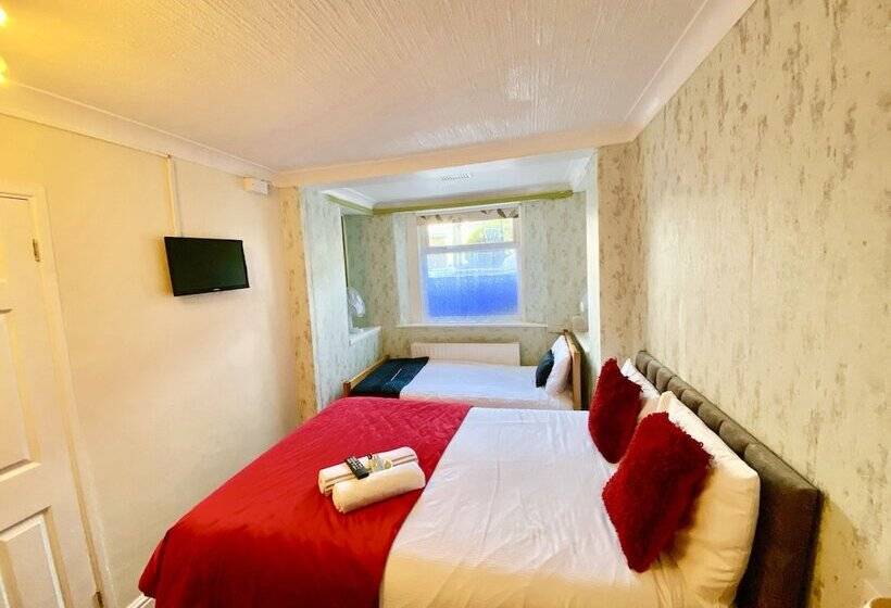 ホテル The Trouville