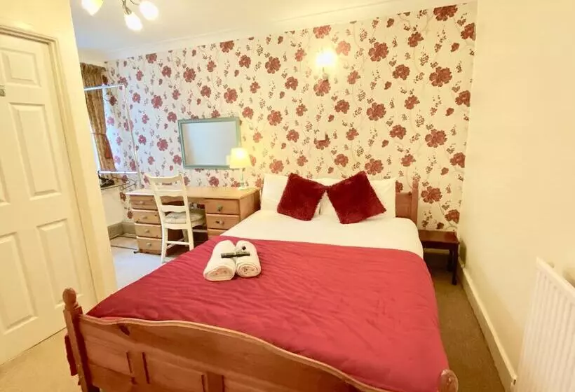 Отель The Trouville