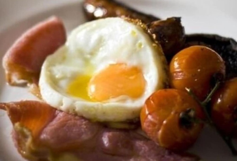 酒店 The White Lion Inn