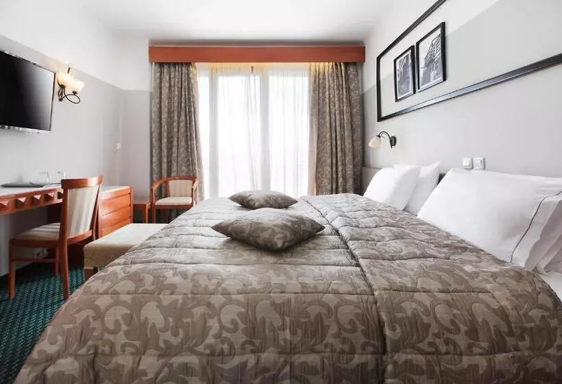 Отель Z Palace & Congress Center