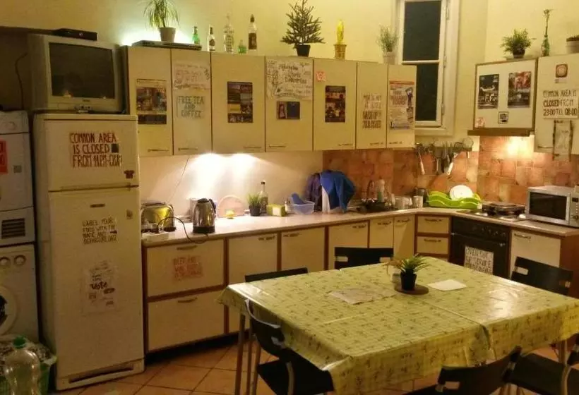 Oleander Hostel