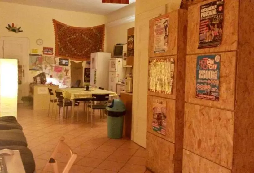 Oleander Hostel