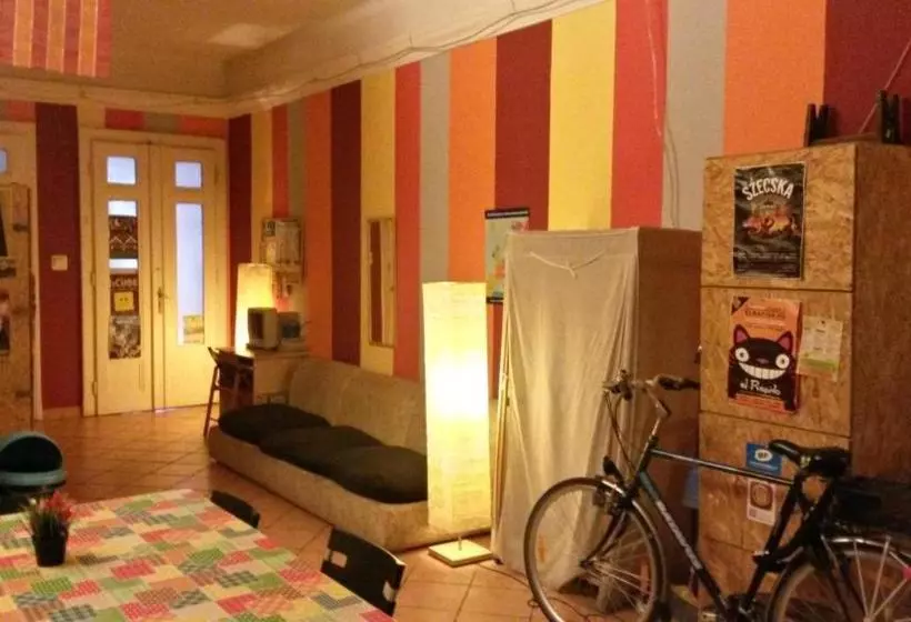 Oleander Hostel
