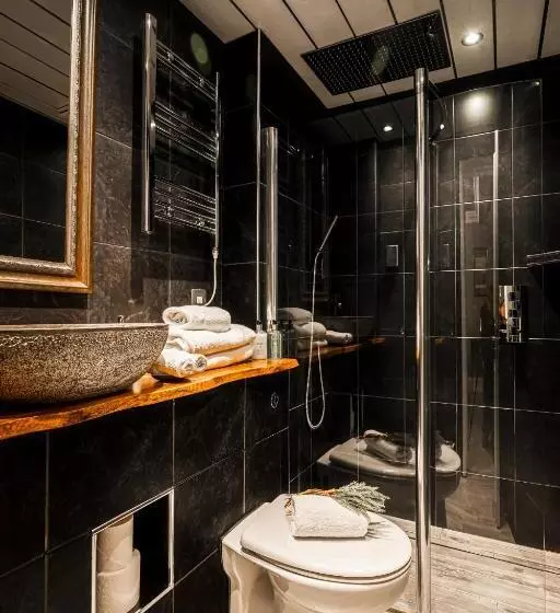 The Alamo Guest House