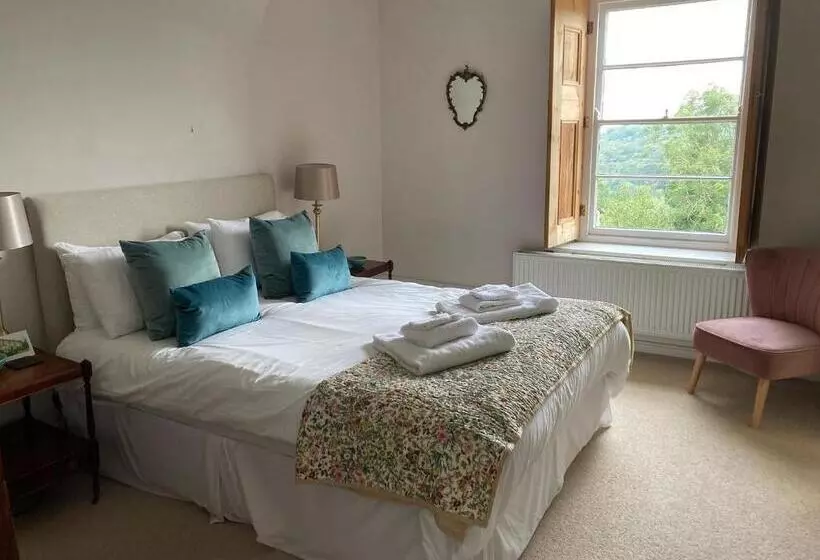 تختخواب و صبحانه Malvern View