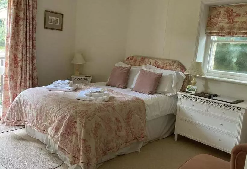 تختخواب و صبحانه Malvern View