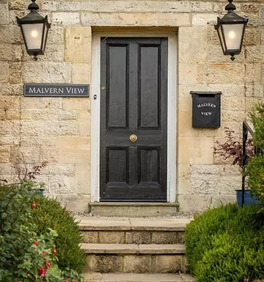 تختخواب و صبحانه Malvern View