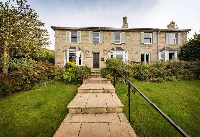 تختخواب و صبحانه Malvern View