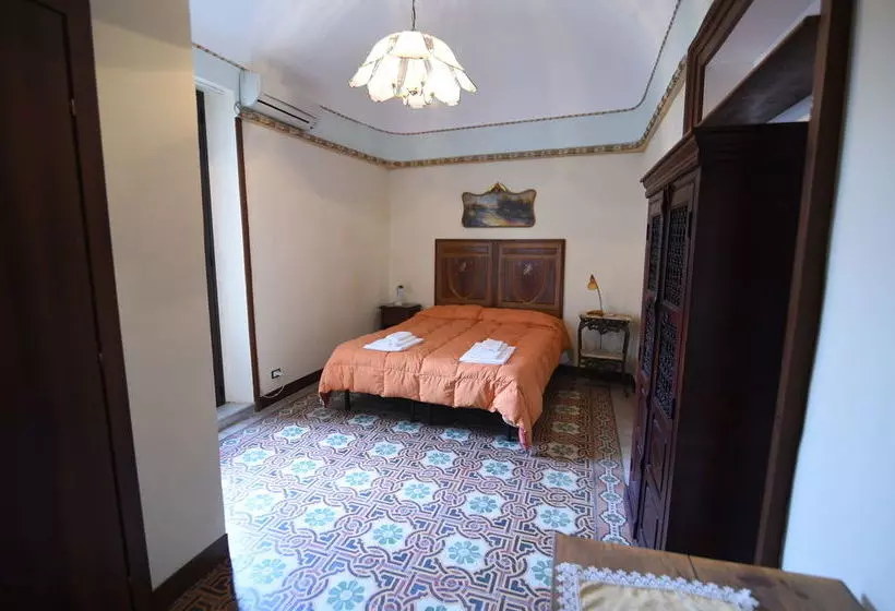 Bed & Breakfast Palace