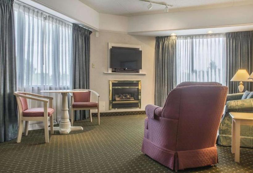 בית מלון כפרי Clarion  & Conference Centre