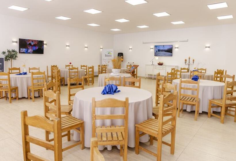 בית מלון כפרי Bahamas