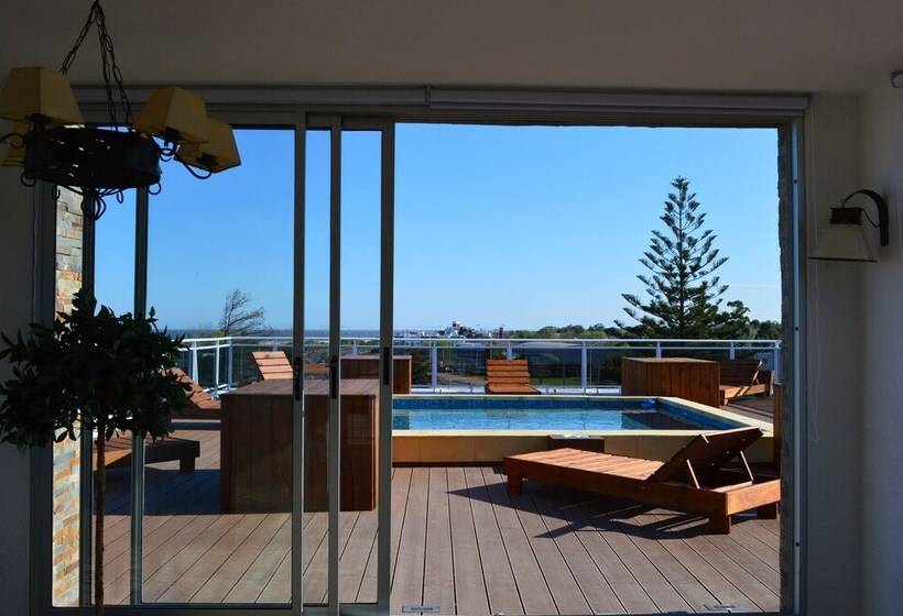 בית מלון כפרי Bahamas