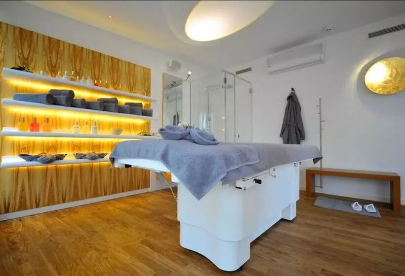هتل Palanga Life Balance Spa