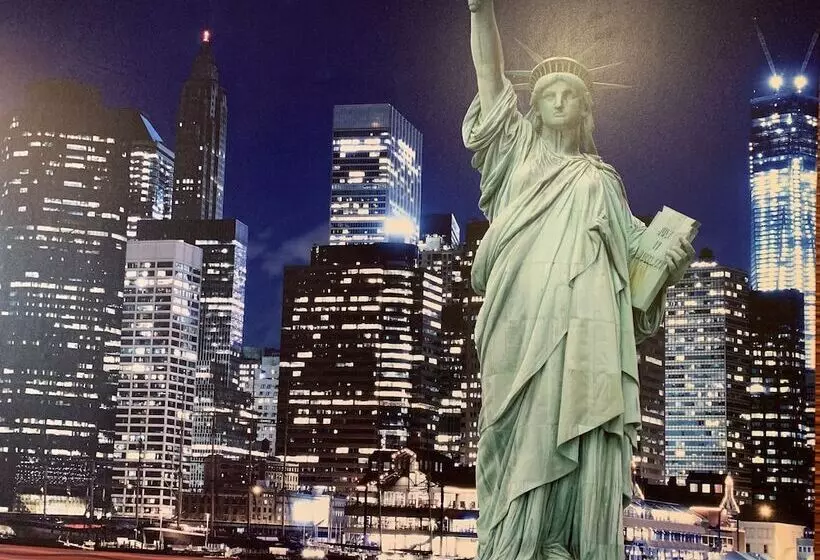 酒店 Red Carpet Inn Elmwood