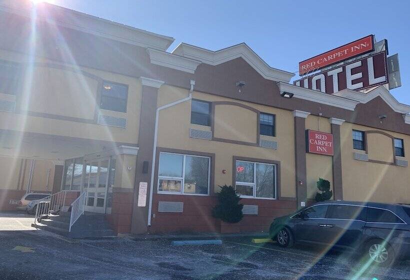 호텔 Red Carpet Inn Elmwood